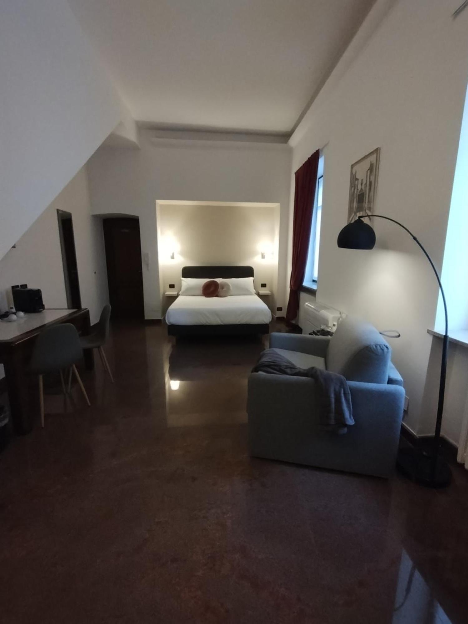 Palazzo Cusani Charming Rooms Vercelli Exteriér fotografie