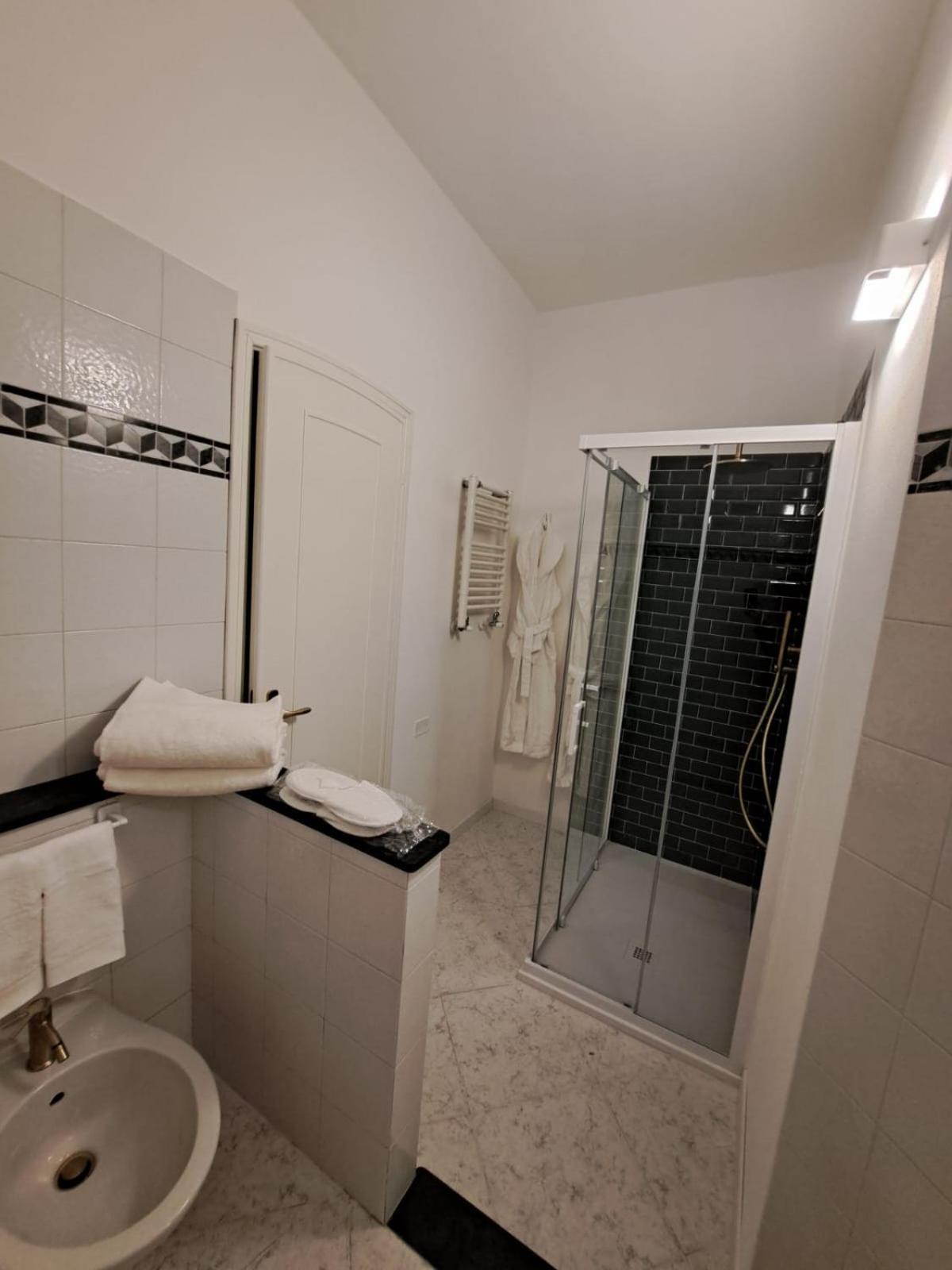 Palazzo Cusani Charming Rooms Vercelli Exteriér fotografie