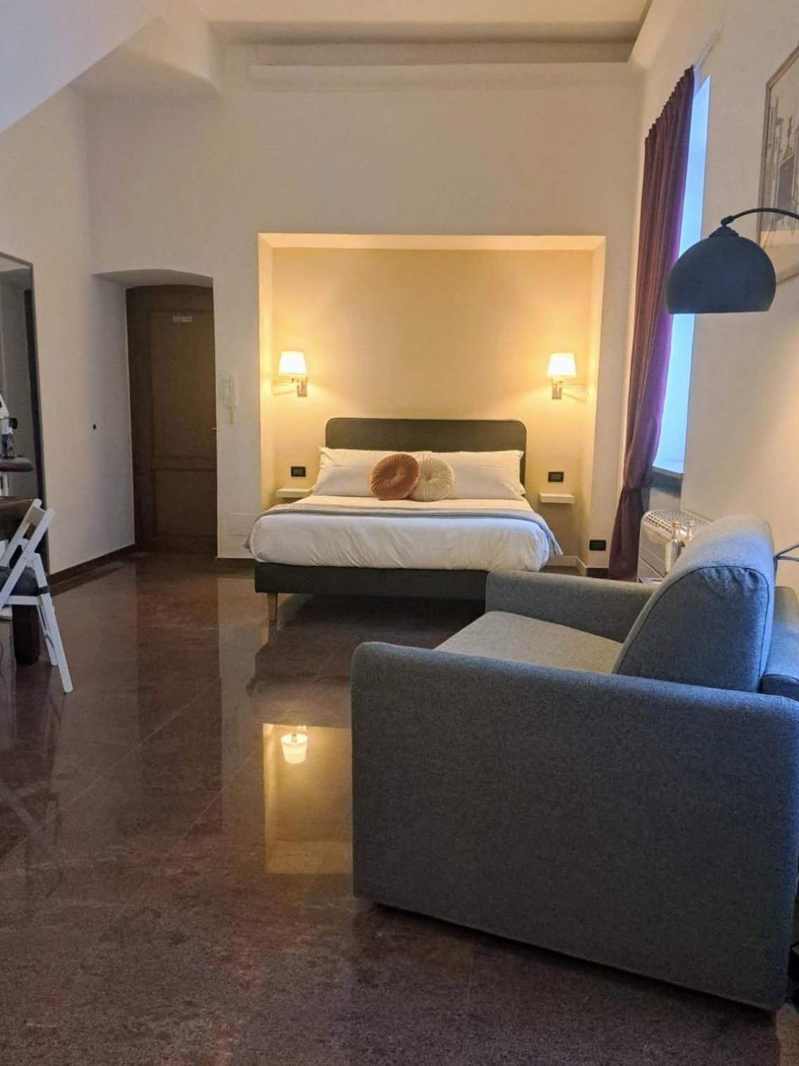 Palazzo Cusani Charming Rooms Vercelli Exteriér fotografie